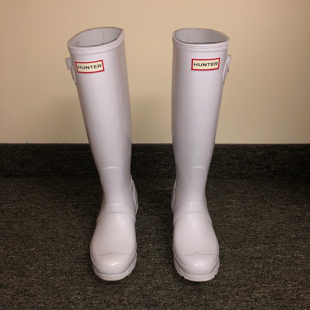 HUNTER tall gloss rain boots